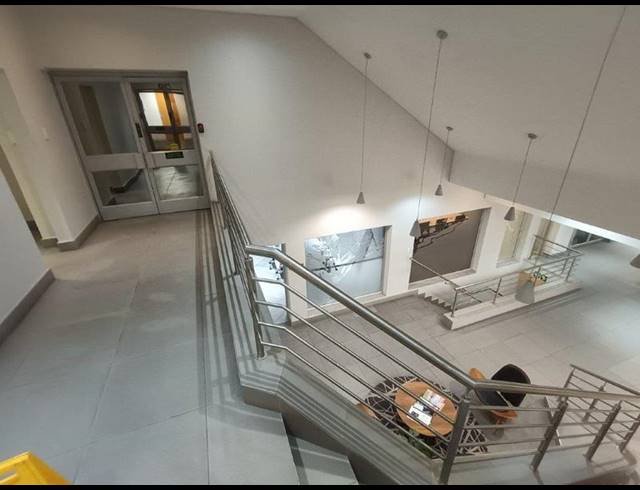 BUSINESS PROPERTY TO RENT IN HURLINGHAM